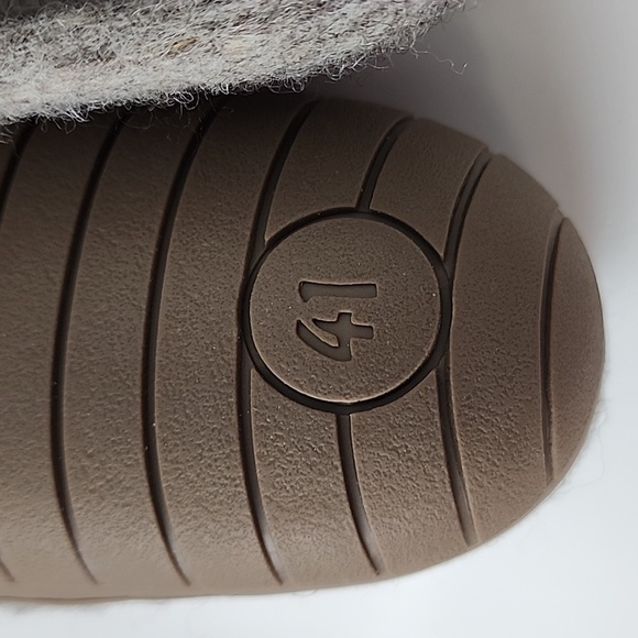 Baabushka Wool Slippers With Rubber Sole Gray - Picture 13 of 16